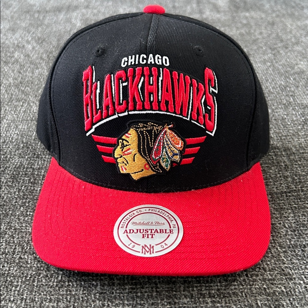 Chicago Blackhawks Mitchell & Ness Men’s SnapBack Hat